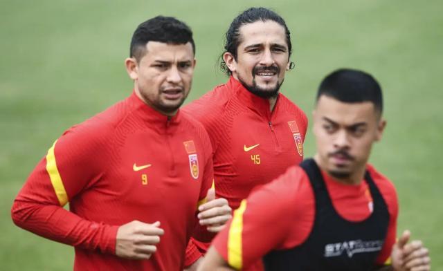 石油杯-解析​国足名单：硬度成重要考核 归化历史或将终结